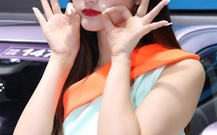 与校花同居的日子